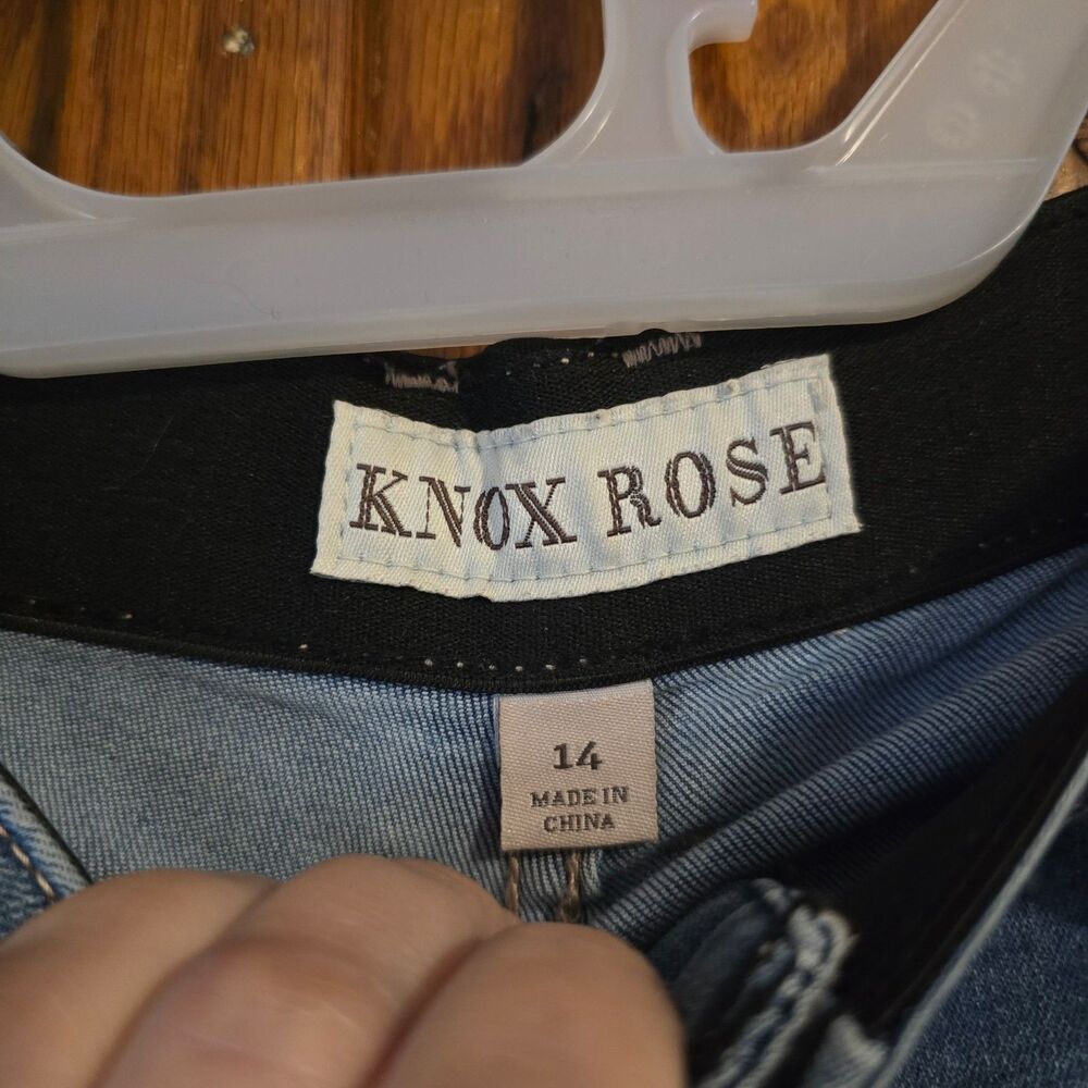 HANDCRAFTED Upcycled Denim Jeans HANDPAINTED Bell Bottoms Floral Design Size 14 - Picture 8 of 12